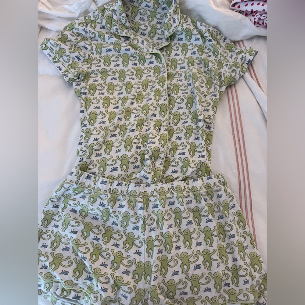 Lime Green Roller Rabbit Pajamas Size M